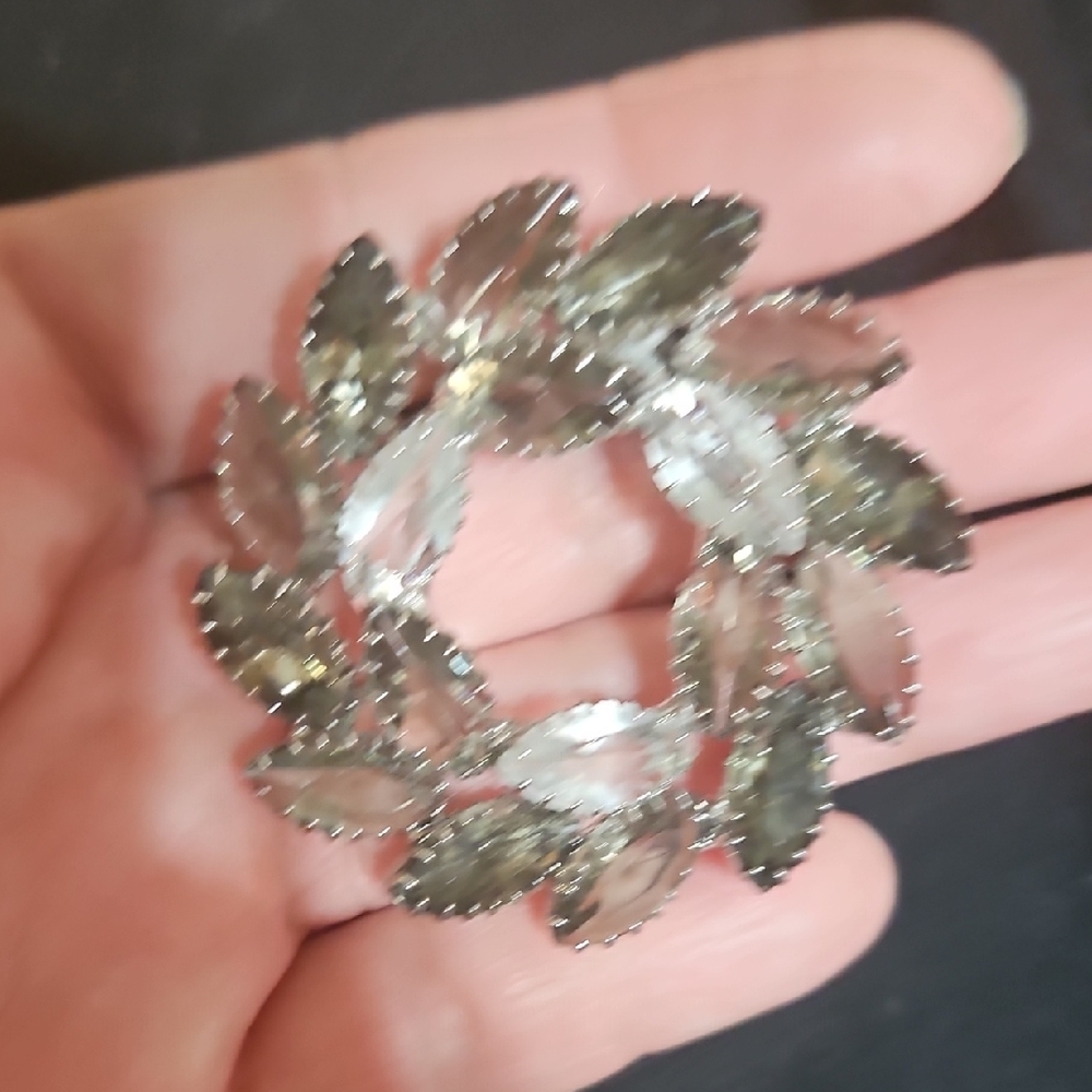 Vintage Silver and Gray Glass Leaf Brooch